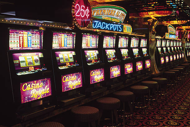 Hip Hop Panda slot game interface on istanaimpian2 link showing reels and paytable